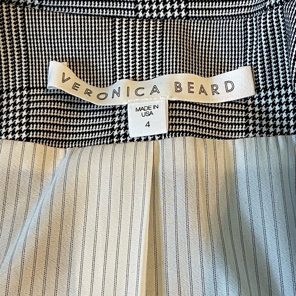 Blazer - Picture 7 of 8